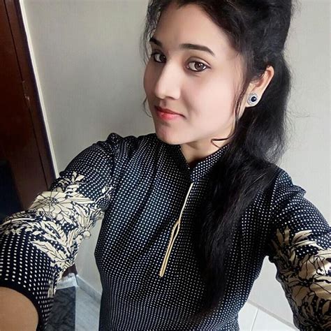 punjabi girl selfie